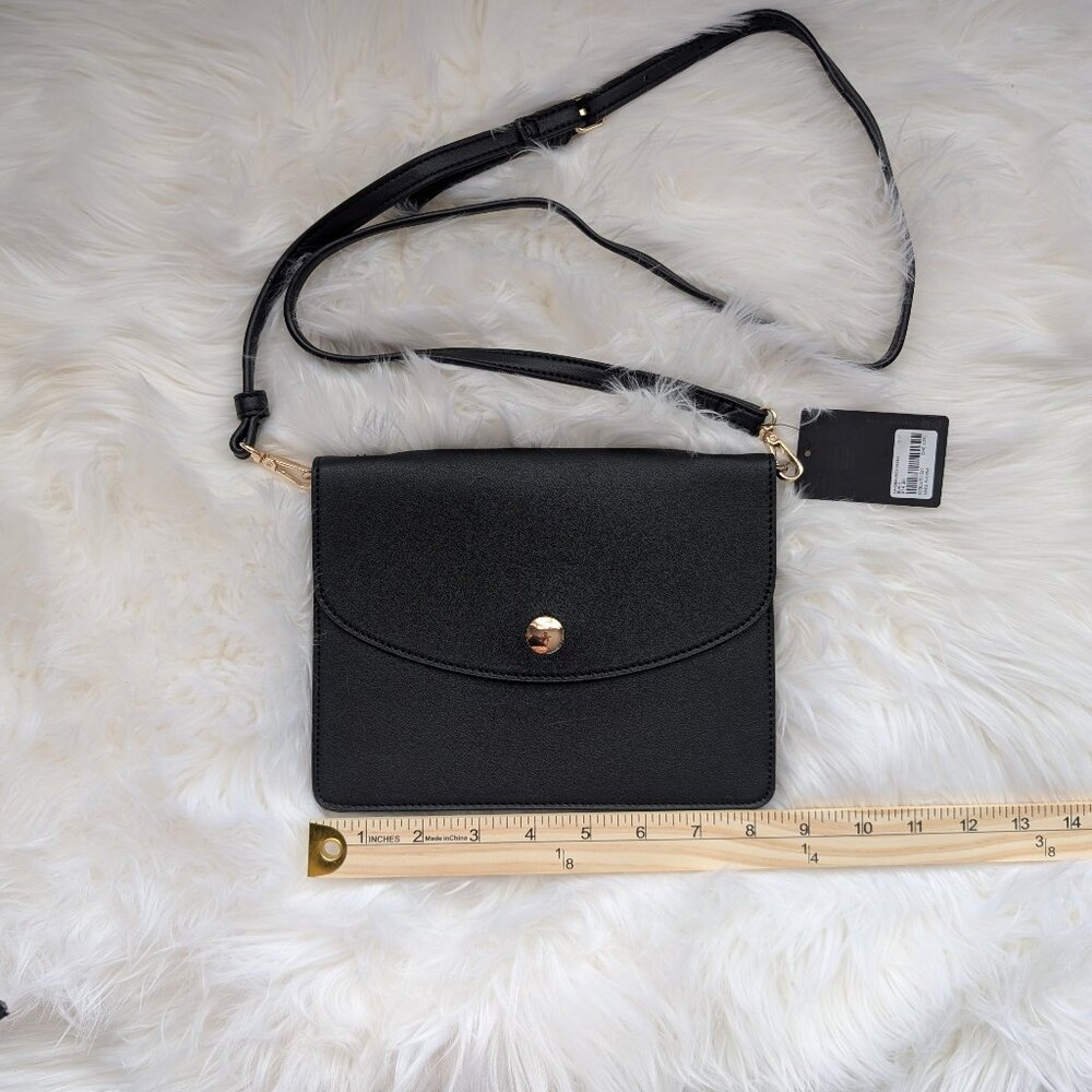 NWT Flat Black Crossbody Bag